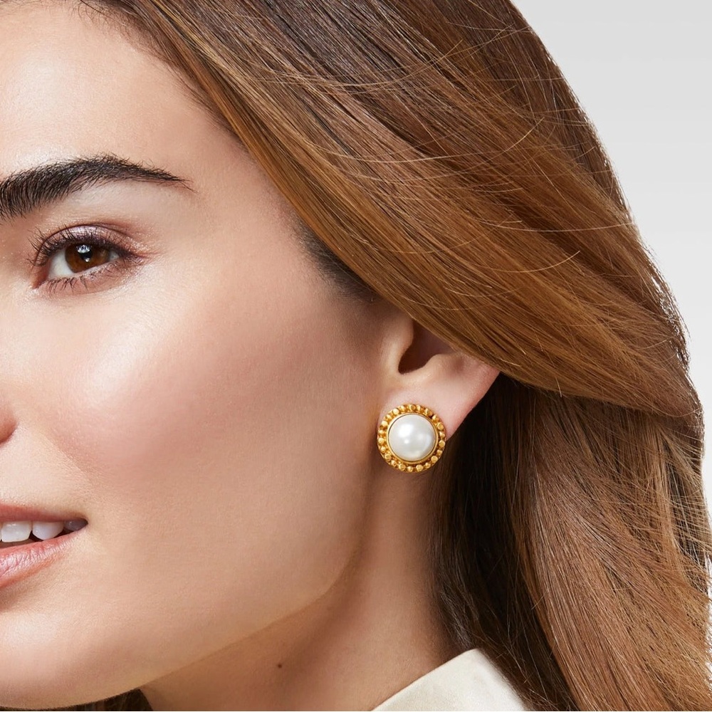 NWOT Clip-On Julie Vos Marbella Pearl Earring
